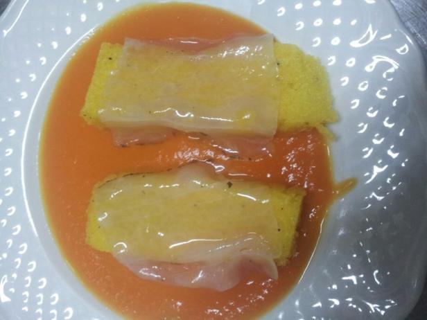 crostini di polenta al lardo di maialino nero